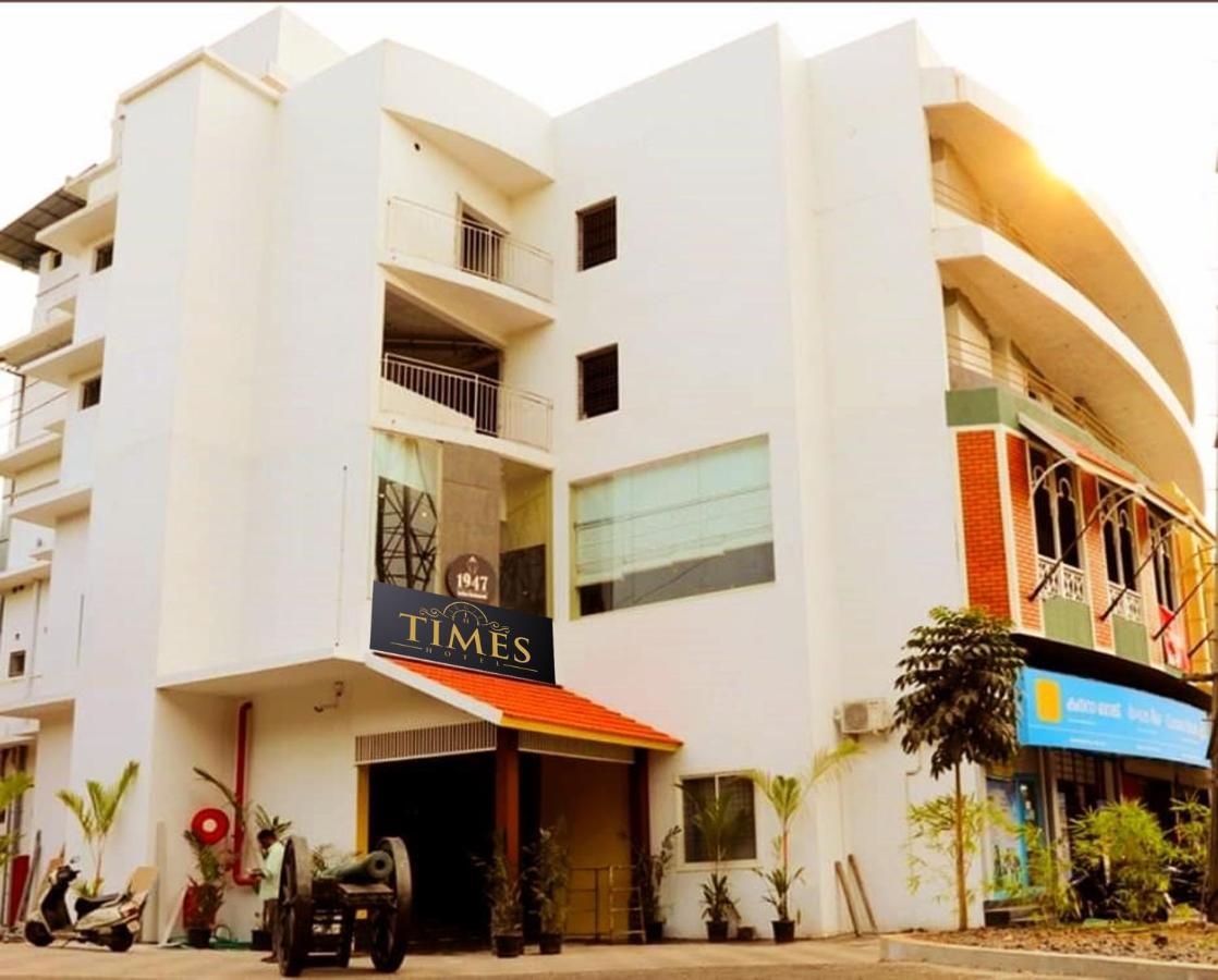 The Times Hotel Kochi Exterior photo
