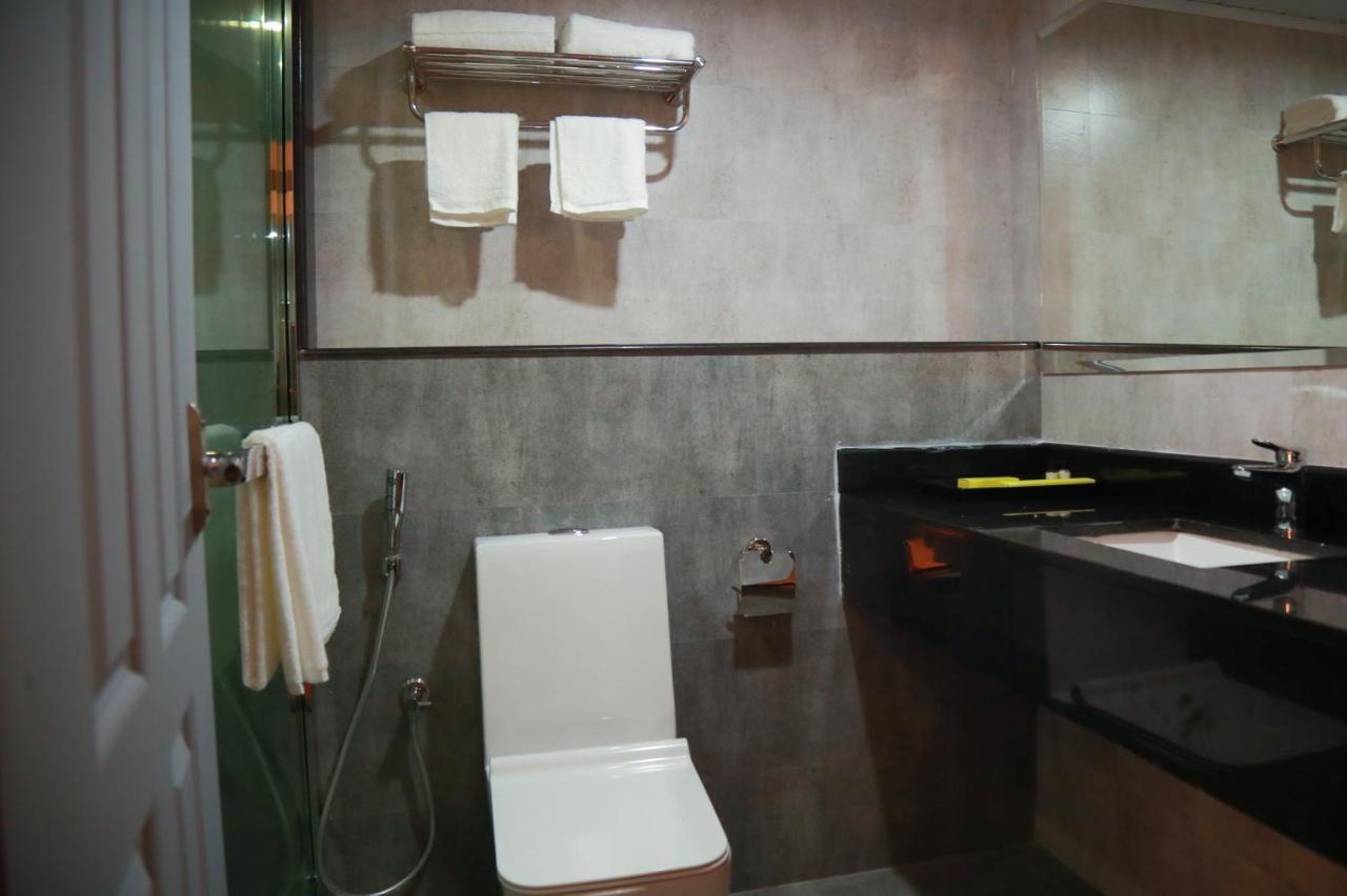 The Times Hotel Kochi Exterior photo